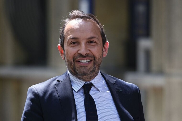 Sébastien Chenu estime que Gabriel Attal finira par se retirer au profit d’Édouard Philippe