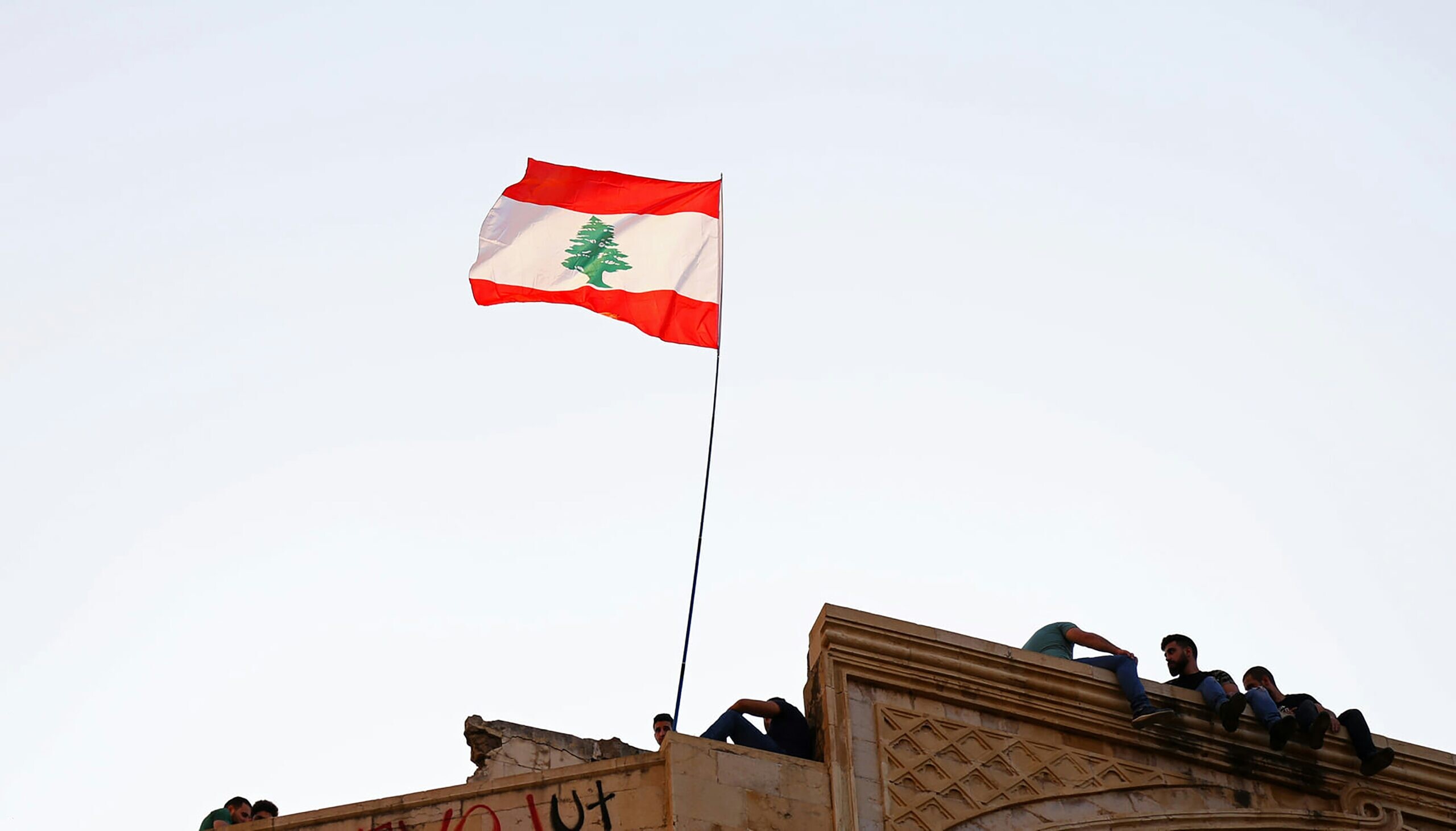 Security in Lebanon: Strategic meeting between the Lebanese army and an American general amid regional tensions