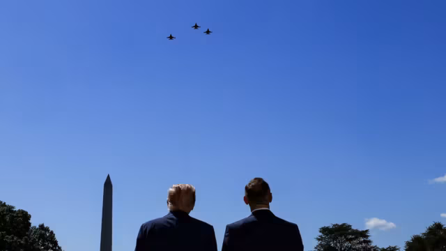 Trump annonce l’envoi de 5 000 soldats américains supplémentaires en Pologne — photo