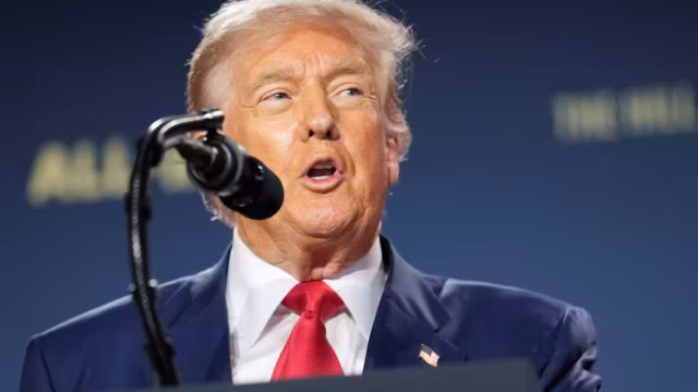 Trump augmente le quota de réfugiés pour accueillir davantage de Sud-Africains blancs