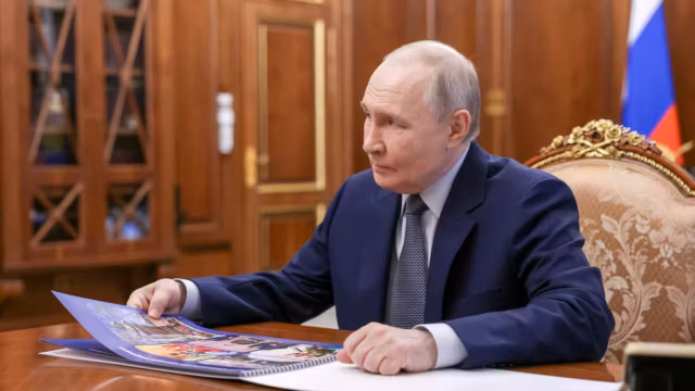 Ukraine : Poutine et Zelensky annoncent des cessez-le-feu concurrents pour le Jour de la Victoire