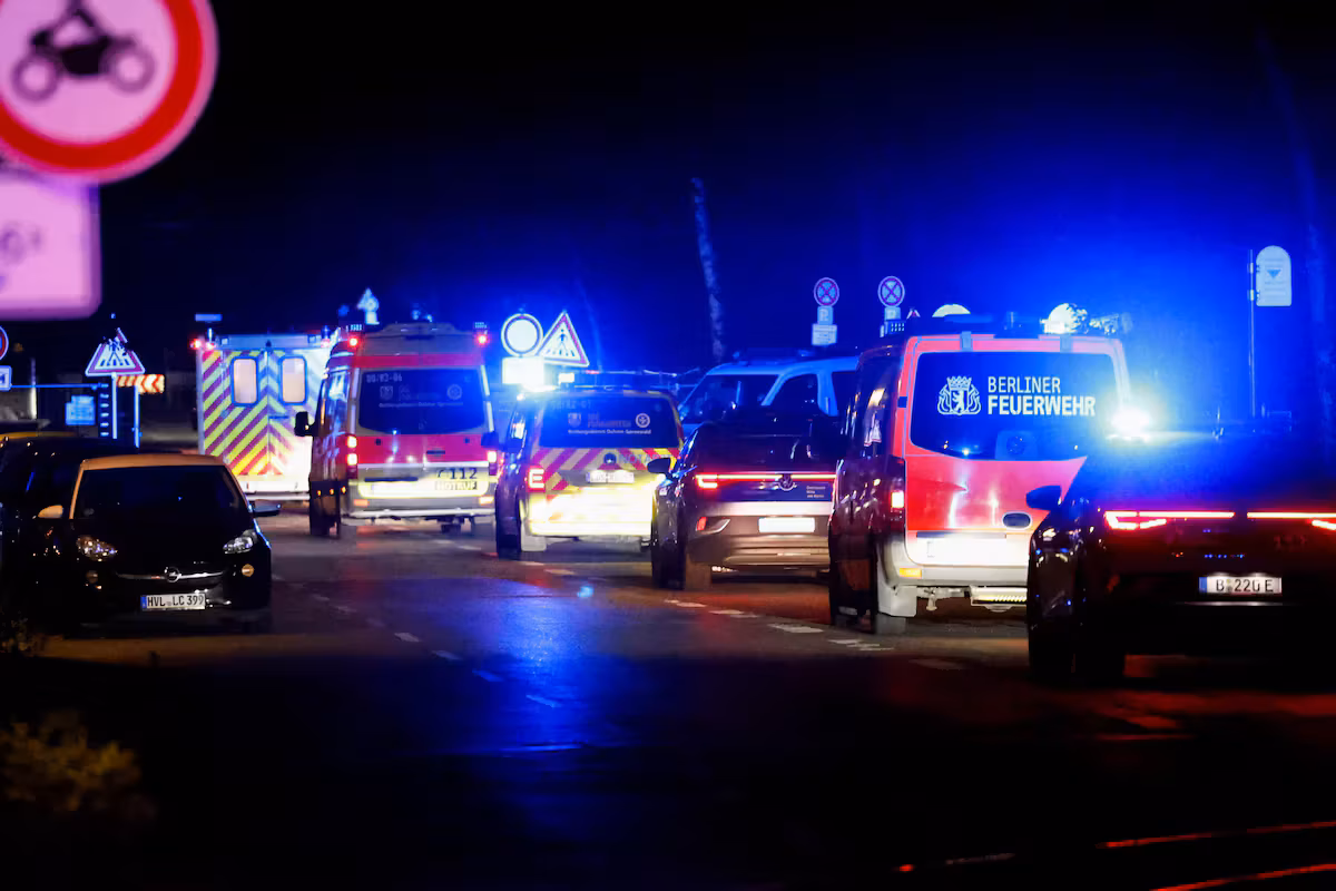 Un Américain atteint d’Ebola hospitalisé à Berlin : sa famille testée négative