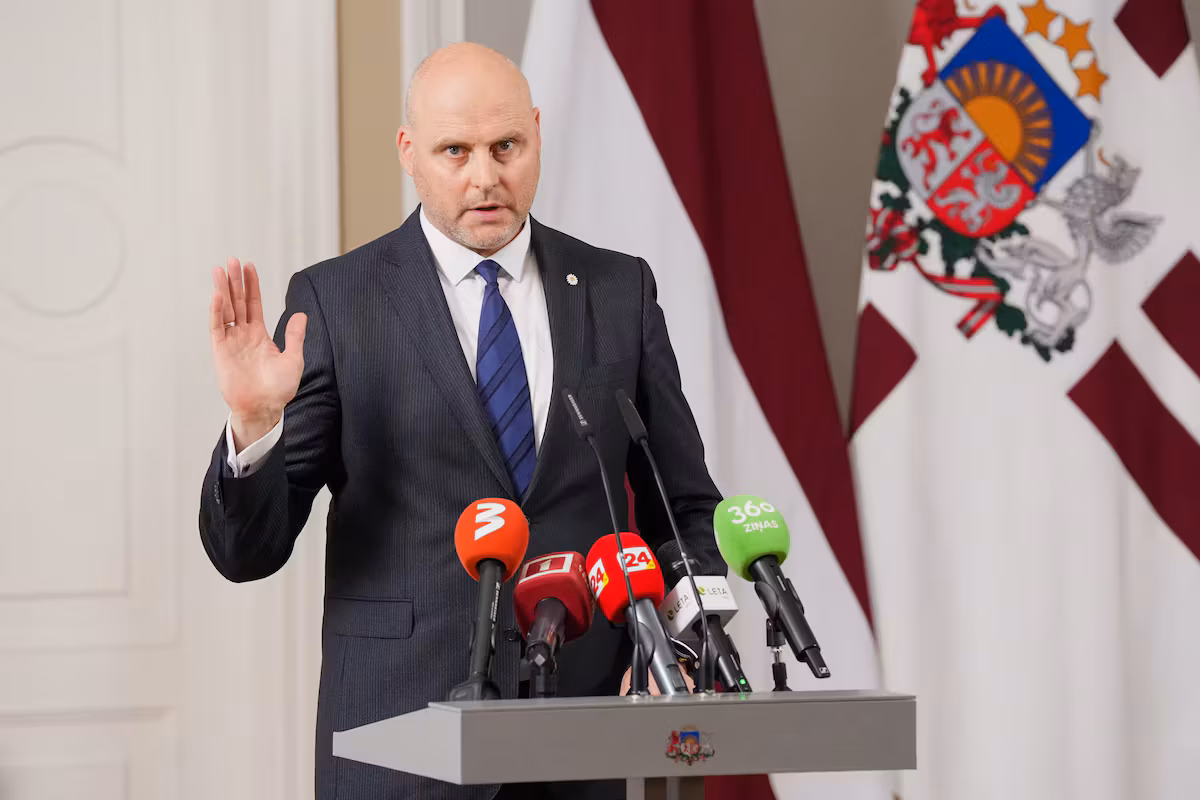 A Latvian opposition MP is trying to form a new government after the coalition collapsed