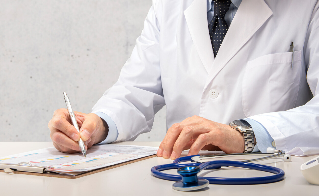 Un médecin placé en garde à vue pour viols et agressions sexuelles sur des patientes dans les Yvelines