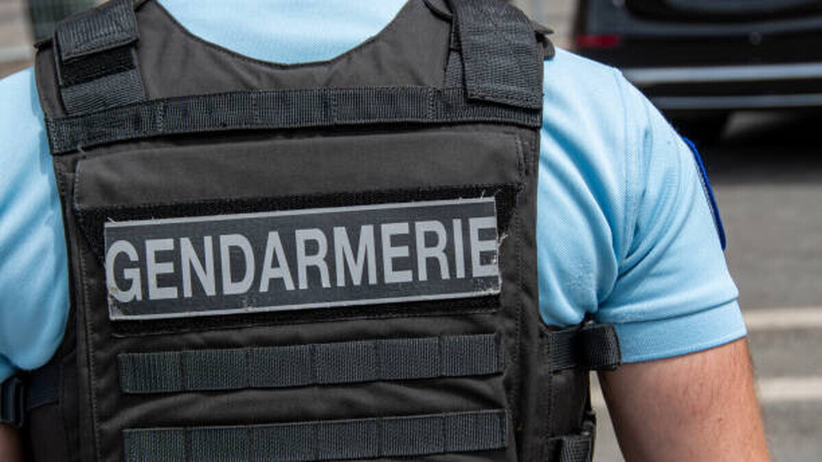 Un vaste stock d’armes et de drogues découvert chez un couple du Lot
