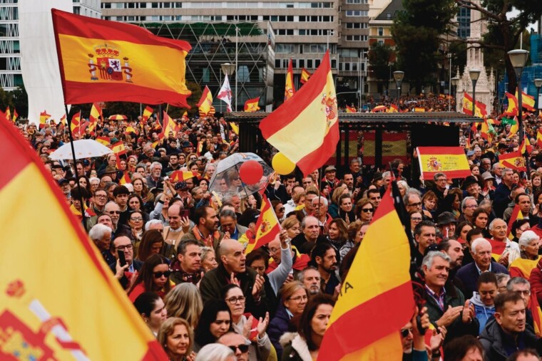 Une mobilisation massive à Madrid contre Pedro Sánchez