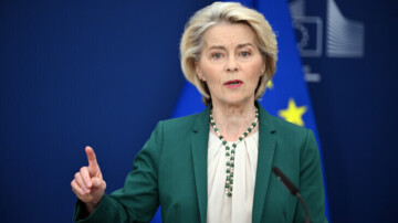 Ursula von der Leyen promet des “étapes décisives” pour l’adhésion de l’Ukraine à l’Union européenne