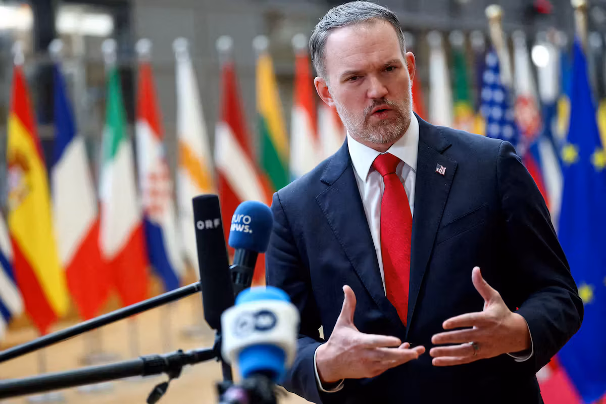 Washington durcit le ton : hausse des droits de douane sur les voitures européennes confirmée par l’administration Trump