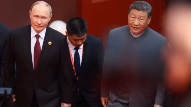 Xi Jinping reçoit Vladimir Poutine à Pékin pour afficher un front uni face aux tensions mondiales