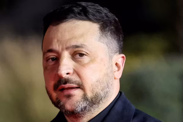 Zelensky alerte sur une attaque russe imminente : l’Ukraine se prépare à des frappes de grande ampleur