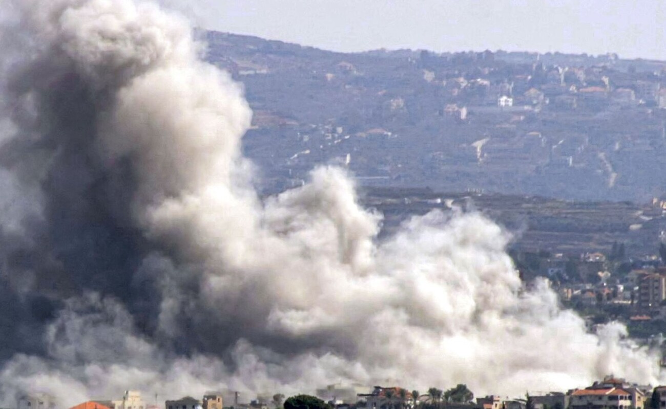 Frappes israéliennes au Liban : au moins 12 morts malgré le cessez-le-feu