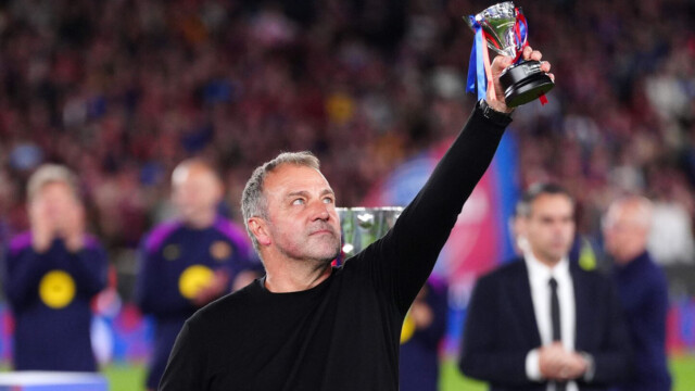 — Terrible ! Hansi Flick, l’entraîneur du Barça, a perdu son père quelques heures avant le titre: «Je n’oublierai jamais cette journée» — Terrible ! Hansi Flick, l’entraîneur du Barça, a perdu son père quelques heures avant le titre: «Je n’oublierai jamais cette journée»