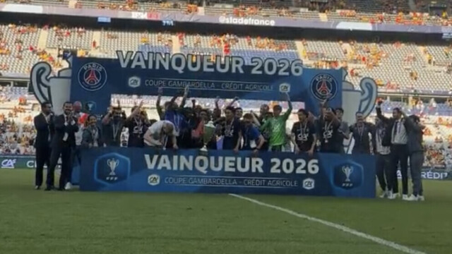 — Le PSG remporte la Coupe Gambardella face à Montpellier, 35 ans après son premier sacre — Le PSG remporte la Coupe Gambardella face à Montpellier, 35 ans après son premier sacre