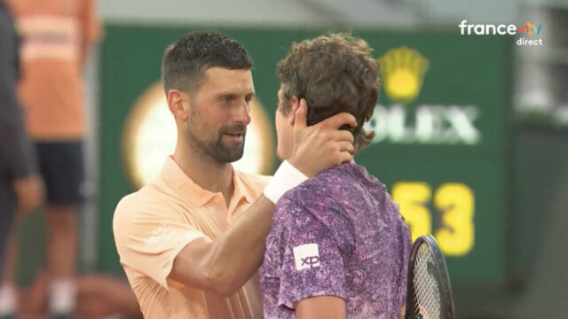 — Roland-Garros : Djokovic renversé par Fonseca, le rêve du 25e Grand Chelem s’arrête brutalement — Roland-Garros : Djokovic renversé par Fonseca, le rêve du 25e Grand Chelem s’arrête brutalement