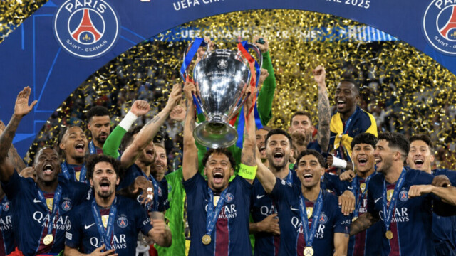 — Historique ! Le PSG remporte sa deuxième Ligue des champions de suite en battant Arsenal aux tirs au but