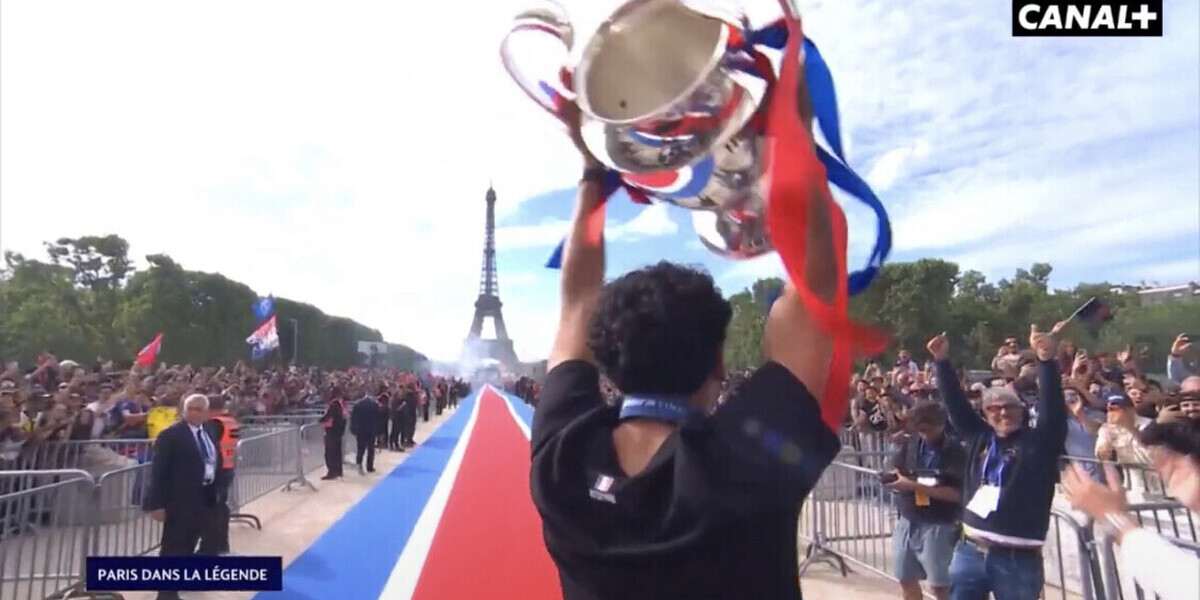 — PSG eröffnet seine Parade auf dem Champ de Mars mit der Champions League