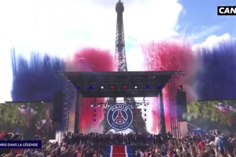 — Le PSG parade au Champ-de-Mars avec la Ligue des champions