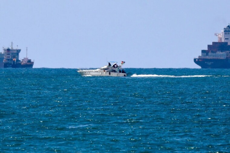 Israël prolonge la détention de deux militants de la flottille pour Gaza