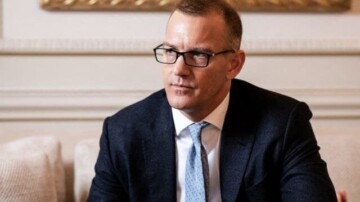 The AMF approves Daniel Kretinsky's takeover bid for Fnac Darty