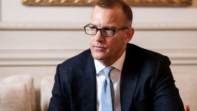 L'AMF valide l'OPA de Daniel Kretinsky sur Fnac Darty