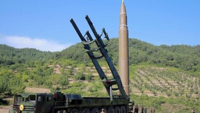 L'armée américaine frappe l'Iran après des tirs de missiles sur ses navires