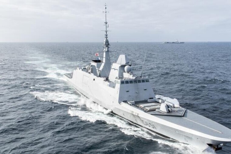 La Marine nationale saisit 3,4 tonnes de cocaïne au large des Antilles