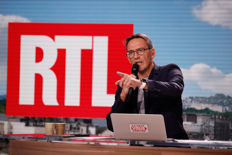 RTL remanie sa matinée : Julien Courbet prend la case de Faustine Bollaert, Alex Vizorek gagne 30 minutes