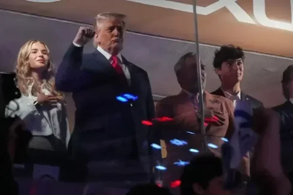 Trump hué au Madison Square Garden, il affirme avoir été encouragé