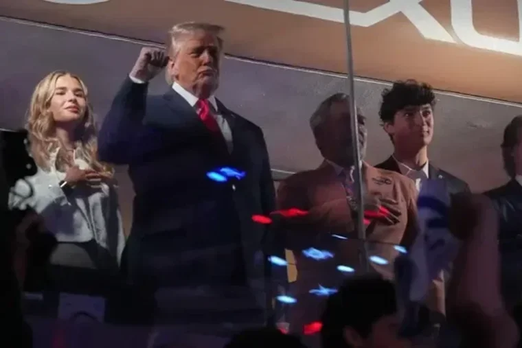 Trump hué au Madison Square Garden, il affirme avoir été encouragé