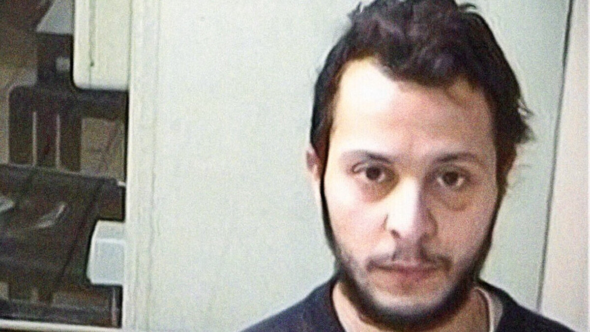 Salah Abdeslam aurait ciblé le domicile du directeur de sa prison: le parloir sans contact maintenu