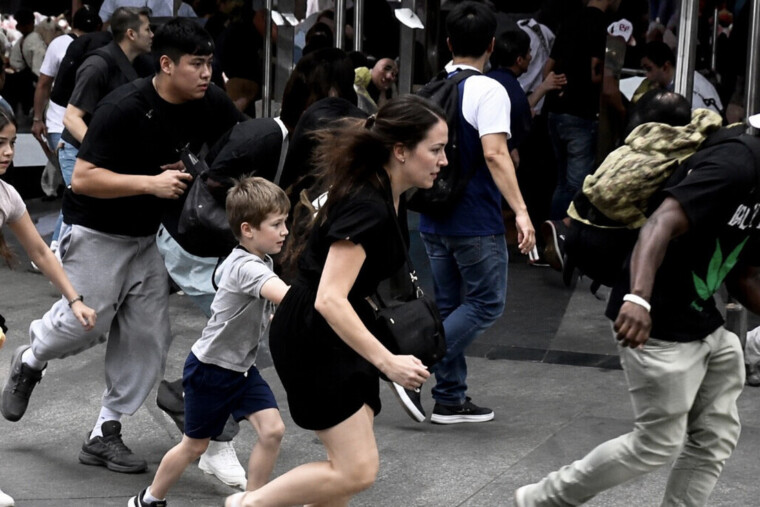 Tirs à Times Square : panique en plein Manhattan, un adolescent de 17 ans arrêté