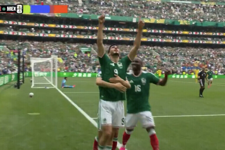 — Coupe du monde : le Mexique bat l’Afrique du Sud 2-0 dans un match à trois cartons rouges