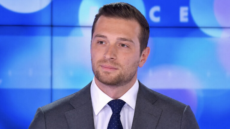 «Ça annonce le calendrier électoral» : Jordan Bardella s’emporte après une nouvelle opération judiciaire visant le RN «Ça annonce le calendrier électoral» : Jordan Bardella s’emporte après une nouvelle opération judiciaire visant le RN