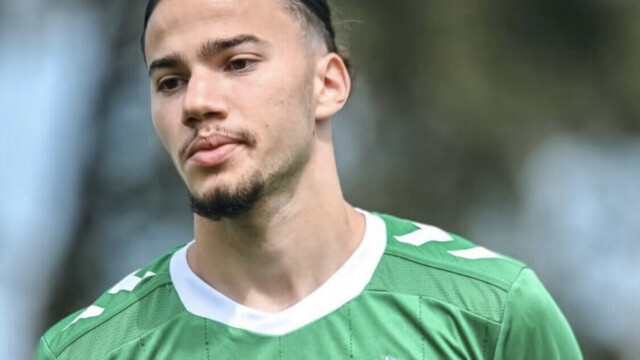 — Kenzo Kies, joueur de 21 ans passé par Lyon et Saint-Étienne, en état de mort cérébrale après s’être noyé dans le Rhône — Kenzo Kies, joueur de 21 ans passé par Lyon et Saint-Étienne, en état de mort cérébrale après s’être noyé dans le Rhône