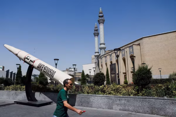 Accord historique en vue ? L’Iran affirme que Washington est prêt à lever les sanctions pétrolières et débloquer 25 milliards de dollars