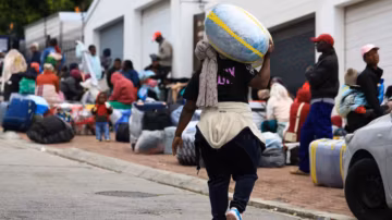 Afrique du Sud : des milliers de migrants fuient le pays avant des manifestations anti-immigrés redoutées