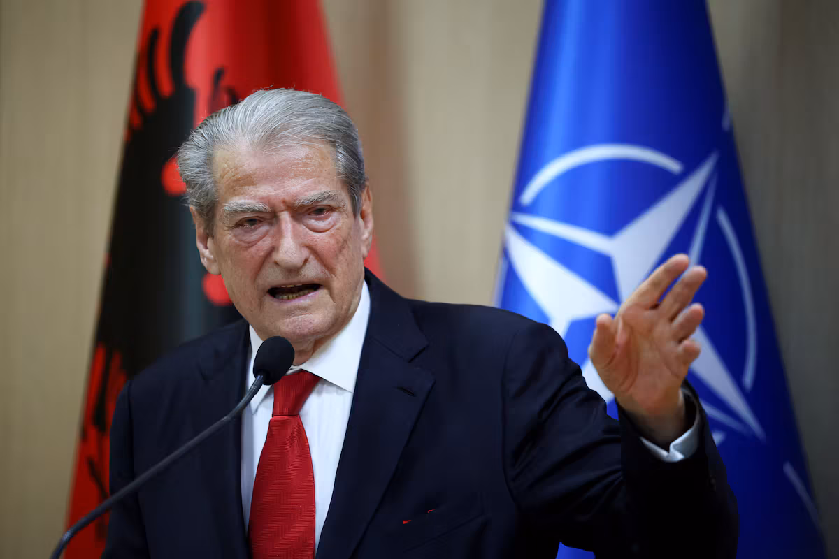 Albania: Sali Berisha claims that the United States is lifting the travel ban that has targeted him since 2021