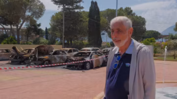 Après plusieurs incendies criminels, le fondateur de Sicily By Car placé sous protection policière