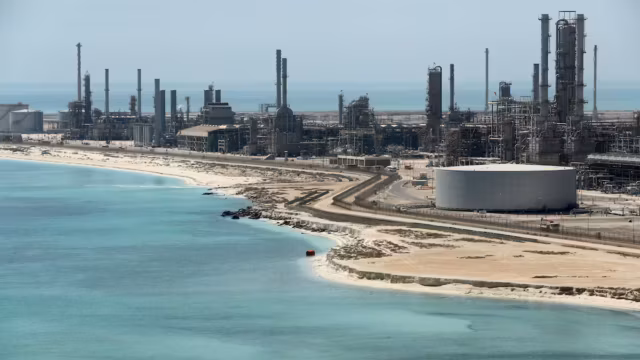 Arabie saoudite : 14 morts dans le crash d’un hélicoptère de Saudi Aramco — photo