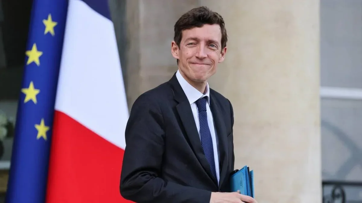 Avant le stage des élèves de seconde, Édouard Geffray rappelle les règles de sécurité