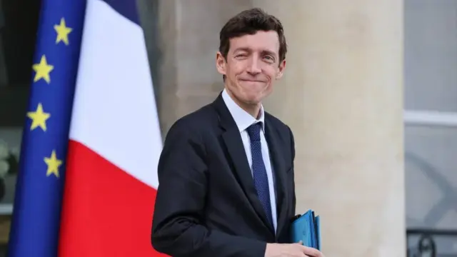 Avant le stage des élèves de seconde, Édouard Geffray rappelle les règles de sécurité