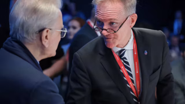 « Bonjour de la part de votre ami Trump » : échange de salutations entre Washington et Moscou au forum de Saint-Pétersbourg