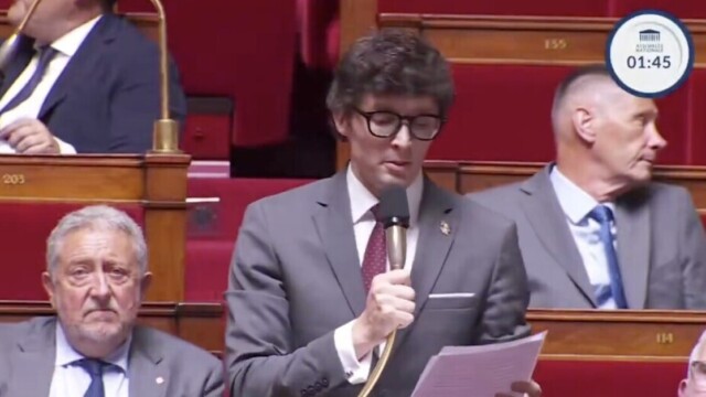 « Le gouvernement propose l’euthanasie, pas la climatisation » : la charge d’Alexandre Allegret-Pilot à l’Assemblée