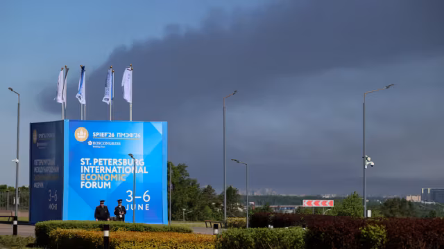 Des dizaines de drones visent la Russie à l’ouverture du « Davos » de Poutine