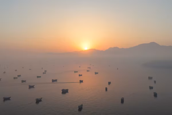 Détroit d’Ormuz : deux navires sud-coréens reprennent leur route, mais des dizaines restent bloqués