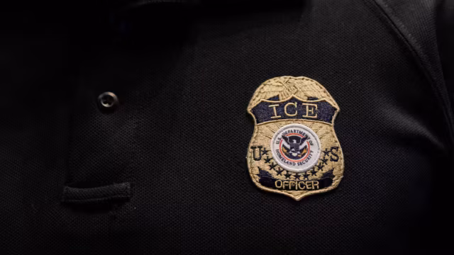 Donald Trump choisit Lance Schroyer pour diriger l'ICE et renforce sa politique migratoire