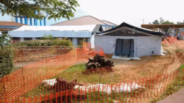 Ebola en RDC : la Croix-Rouge redoute une épidémie encore loin de son sommet et pouvant durer un an