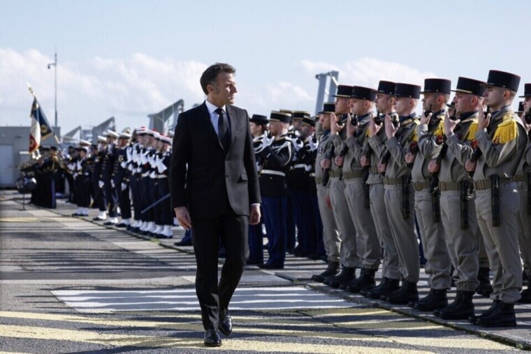 Emmanuel Macron va nommer de nouveaux chefs d'état-major pour l'armée de Terre et la Marine