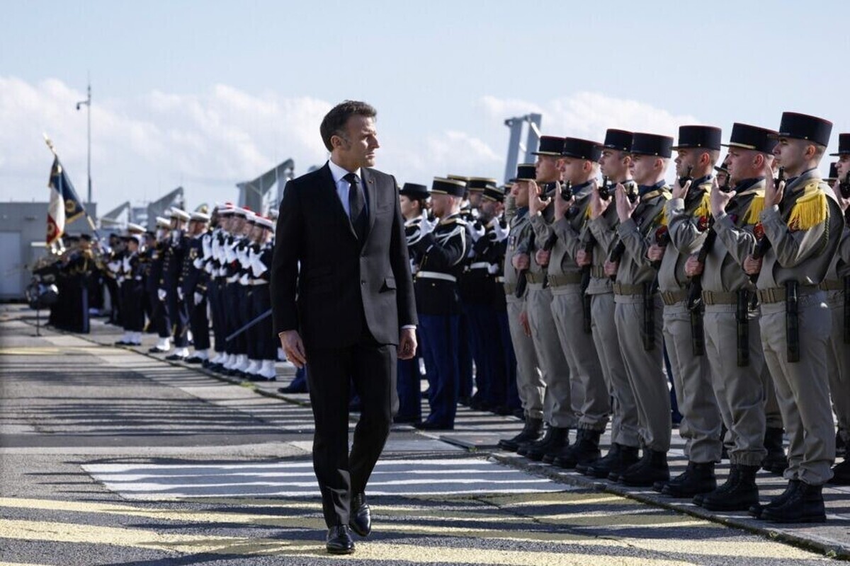 Emmanuel Macron will appoint new chiefs of staff for the Army and the Navy.