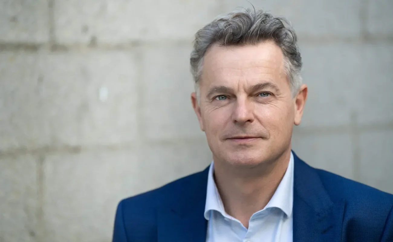 Fabien Roussel veut 60 000 policiers de plus et prépare sa candidature
